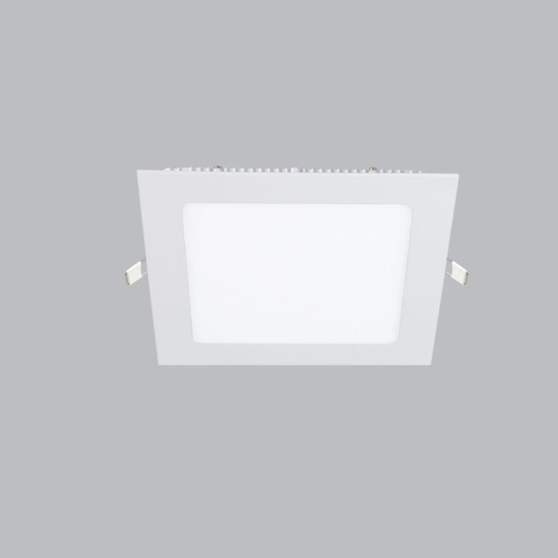 DL713 WHITE